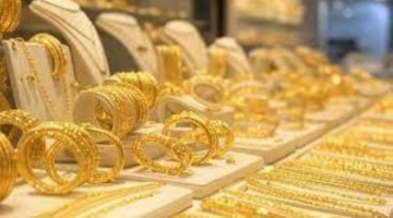 الذهب يتراجع من أعلى قمة تاريخية في تحول مفاجئ للأسعار العالمية
